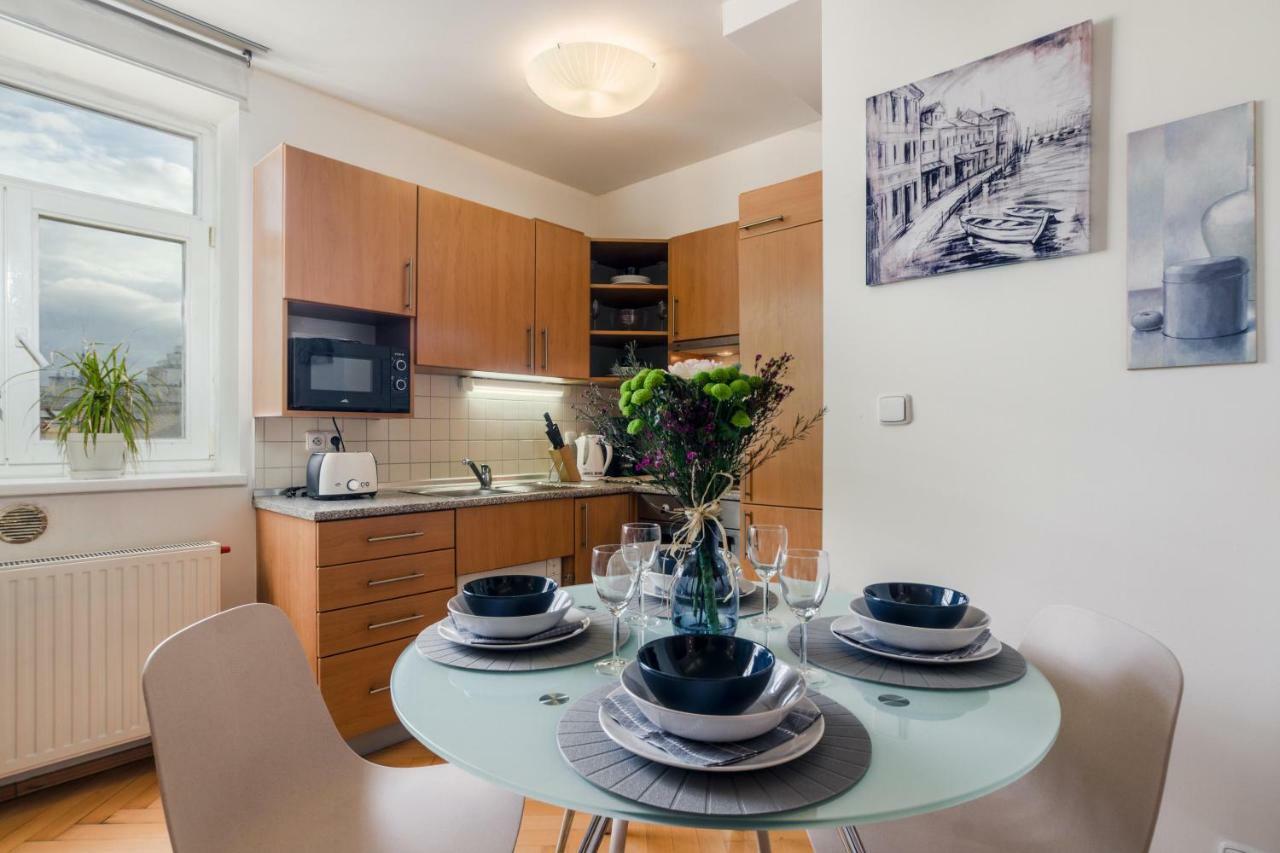 Prague 1 Sunny Apt With Terrace By Michal&Friends Buitenkant foto