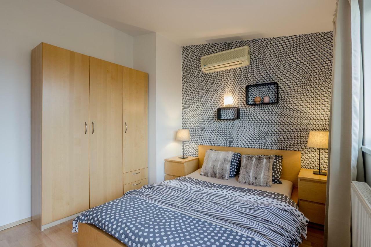 Prague 1 Sunny Apt With Terrace By Michal&Friends Buitenkant foto